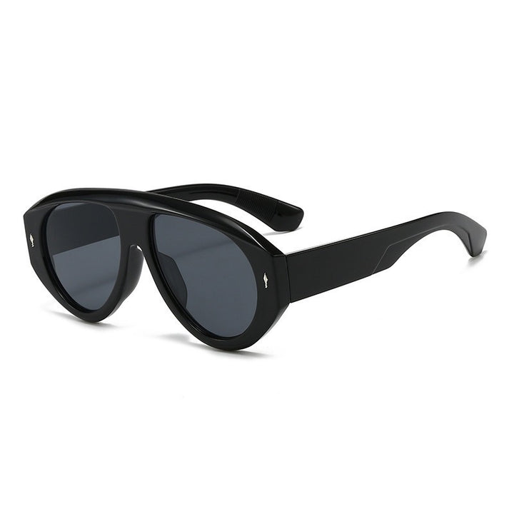 Women's modern fashion sunglasses in futuristic design Stornfield