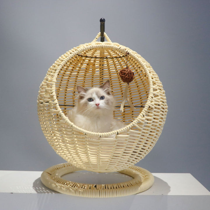 Comfortable cat bed with floating basket structure Stornfield
