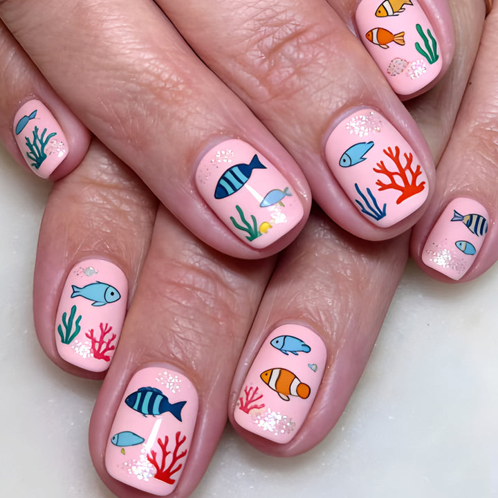 Playful Ocean-Themed Nail Art Stornfield