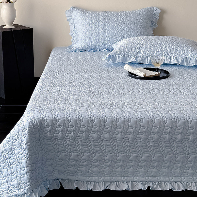 Quilted Ruffled-Edge Bedspread and Pillow Sham Set