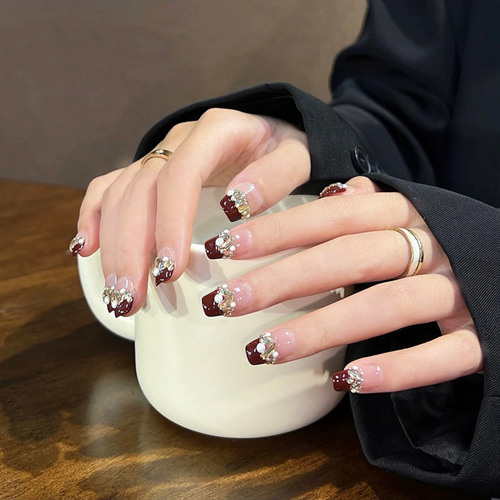 Glamorous Nail Designs Stornfield
