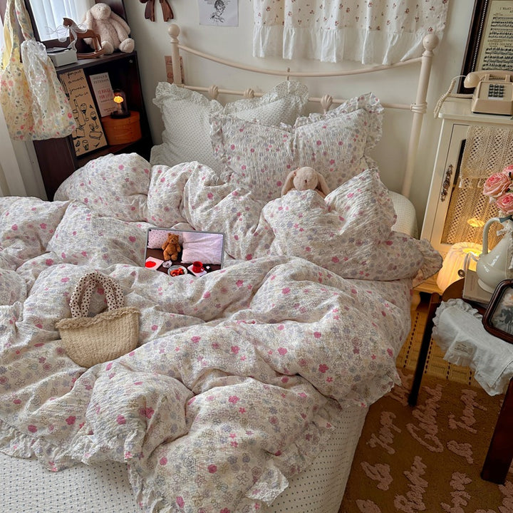 Ruffled Floral Print Comforter Set