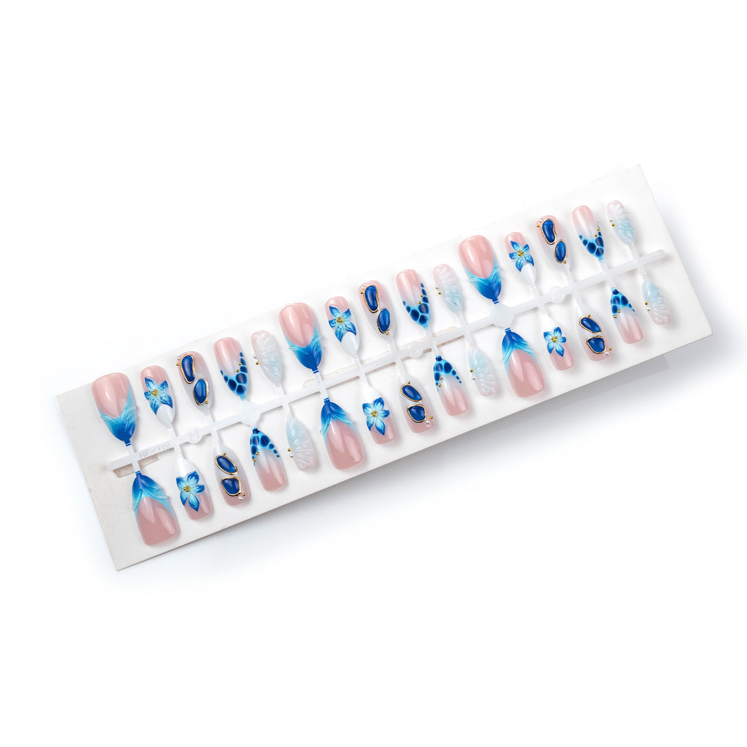 Floral Patterned Press-On Nail Art Stornfield