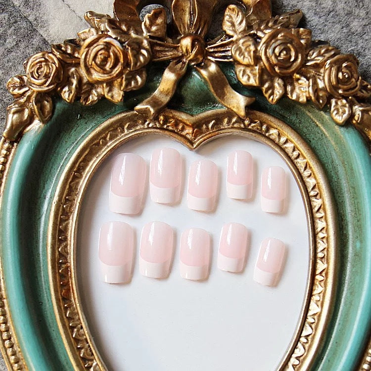 French Tip Press-On Nail Kit
