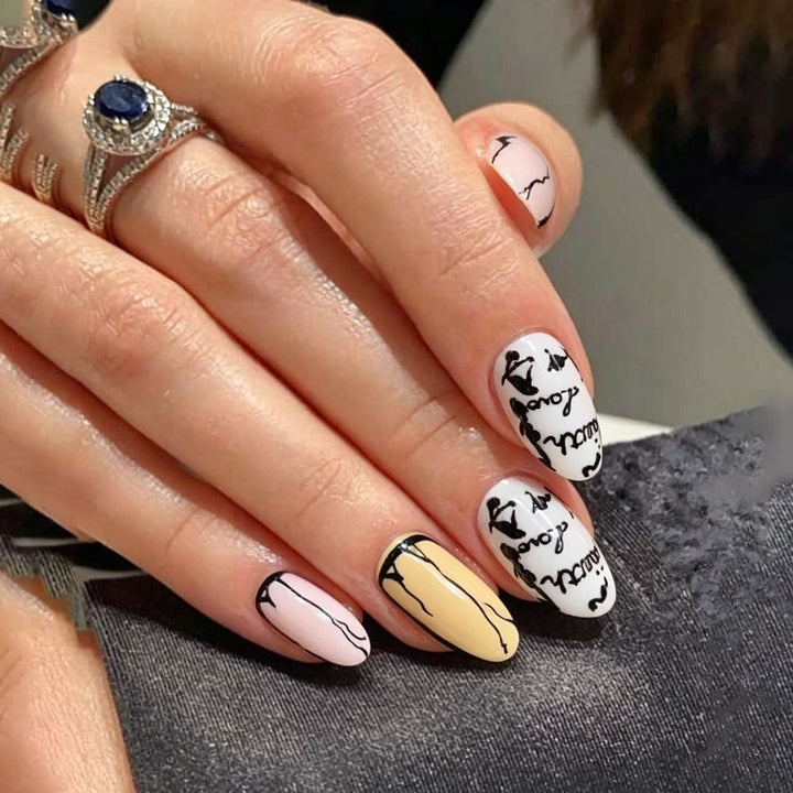 Stylish Line Pattern Artificial Nails Stornfield
