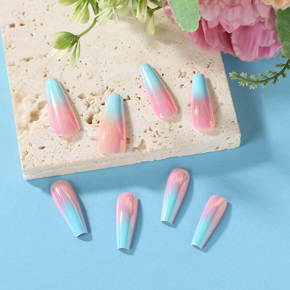 Artificial nails in modern ombre design Stornfield