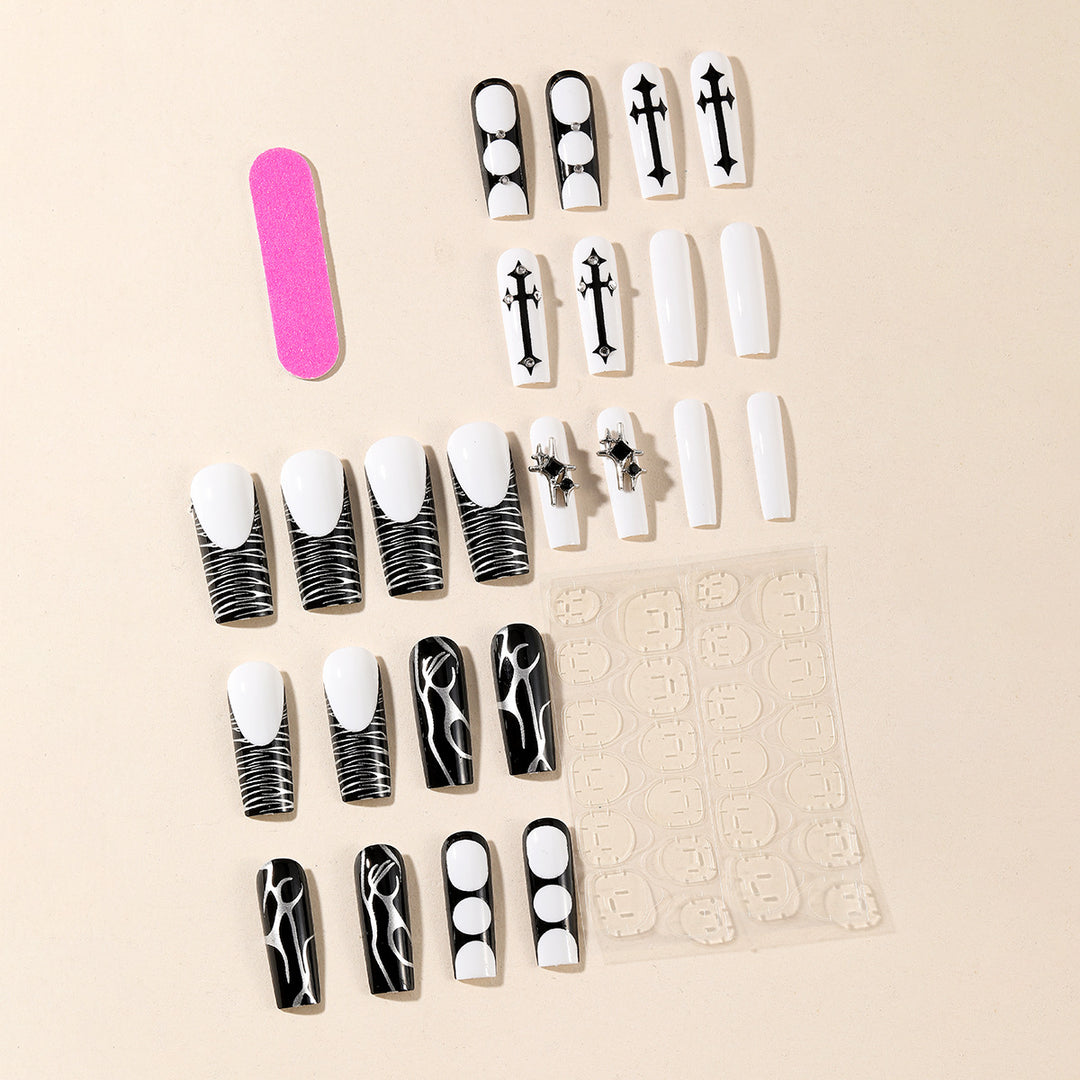 Gothic Chic Nail Art Set Stornfield