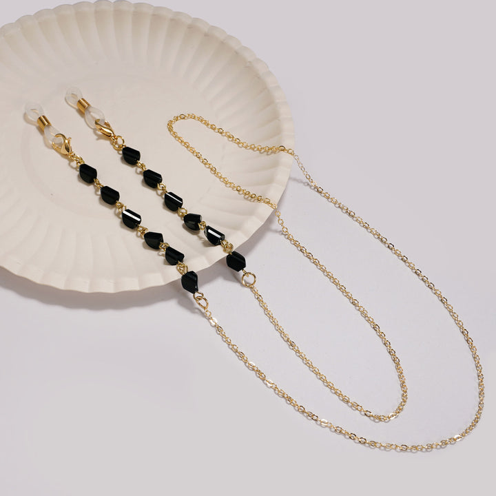 Elegant Beaded Eyewear Chain Stornfield