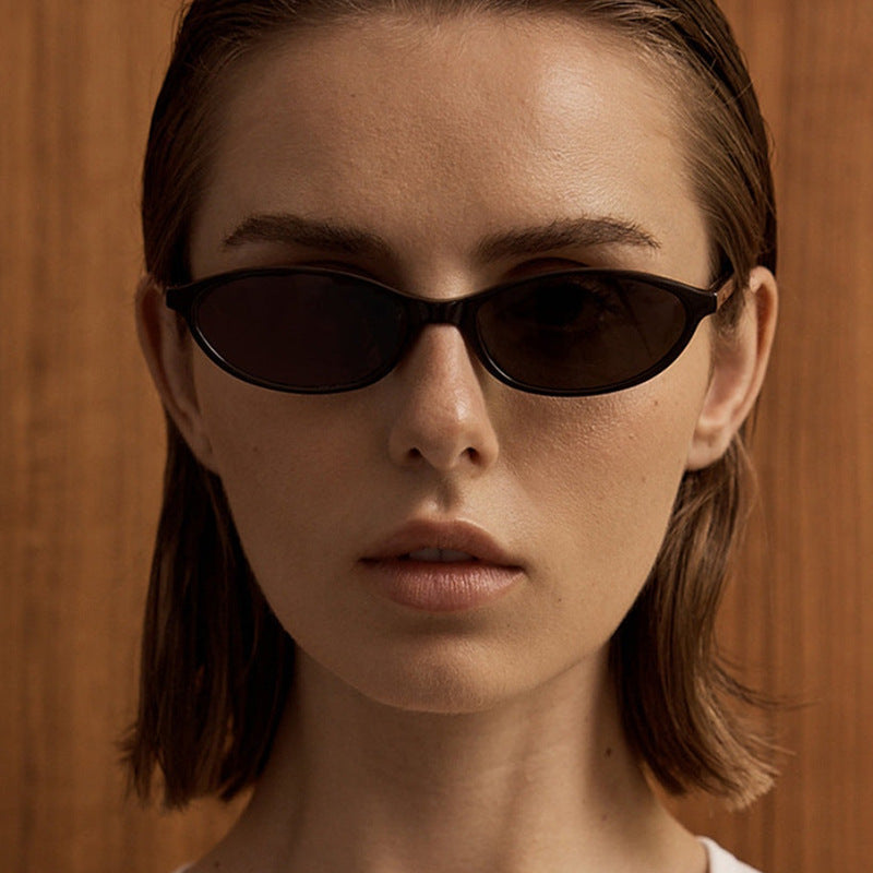 Women's fashionable sunglasses in avant-garde design Stornfield