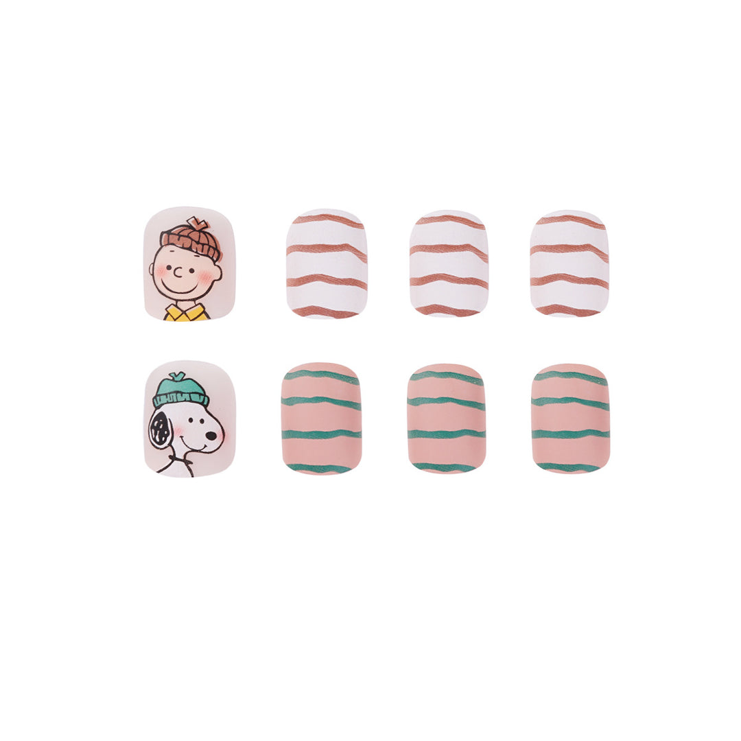 Artificial artificial nails with playful mascot design Stornfield