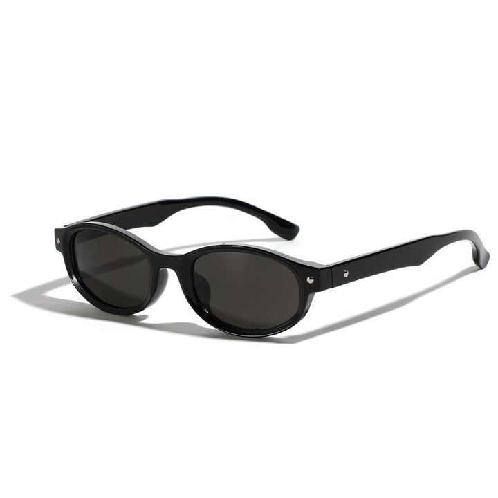 Women’s fashionable sunglasses with curved design and UV protection Stornfield