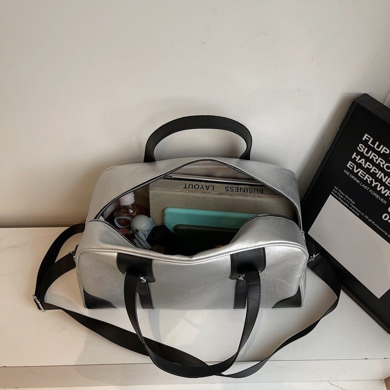 Spacious Luxury Leather Weekender Bag