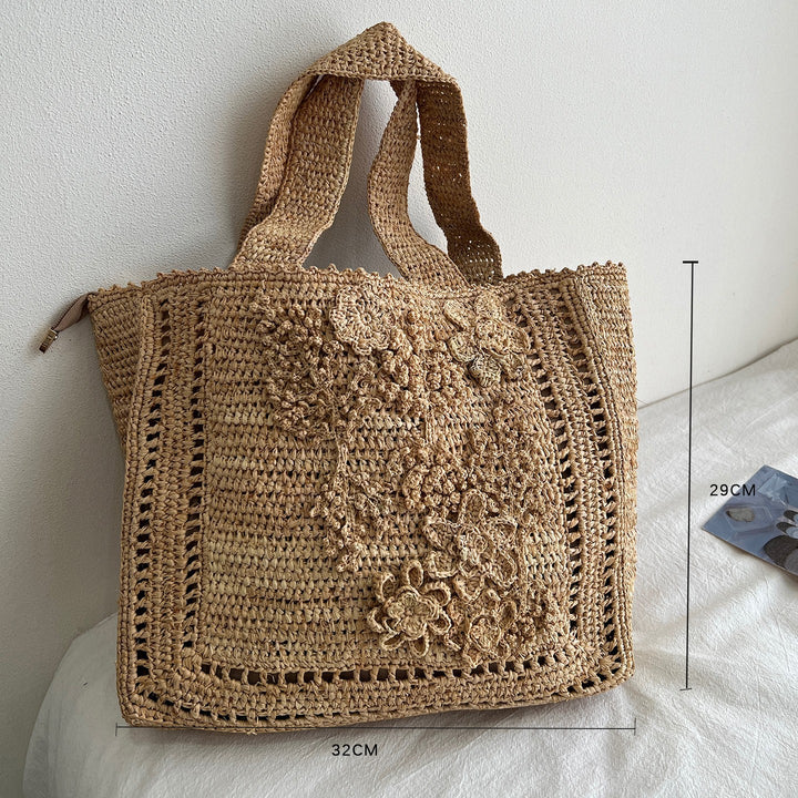 Handmade straw bag with floral details Stornfield