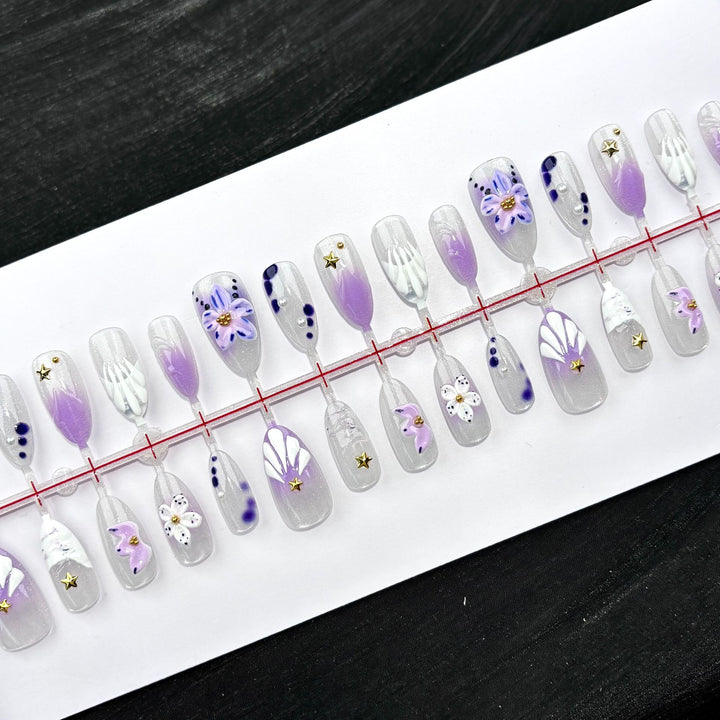 Elegant Polka Dot and Lace Press-On Nail Set