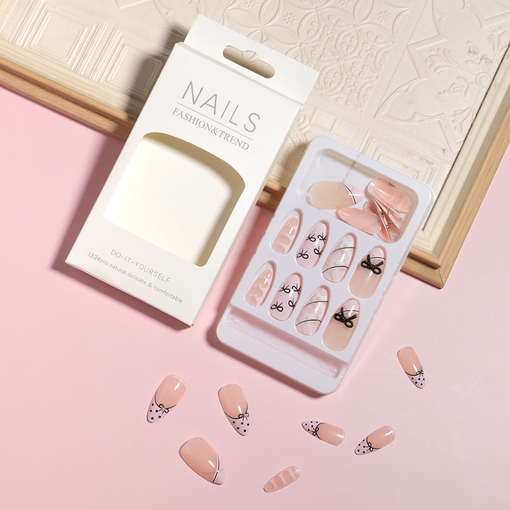 DIY Artistic Press-On Nail Set Stornfield