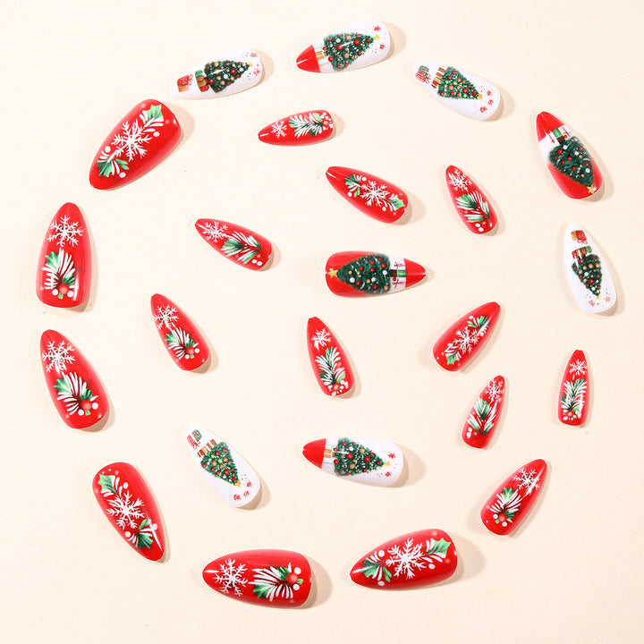 Festive Christmas-Themed Nail Art Extensions Stornfield