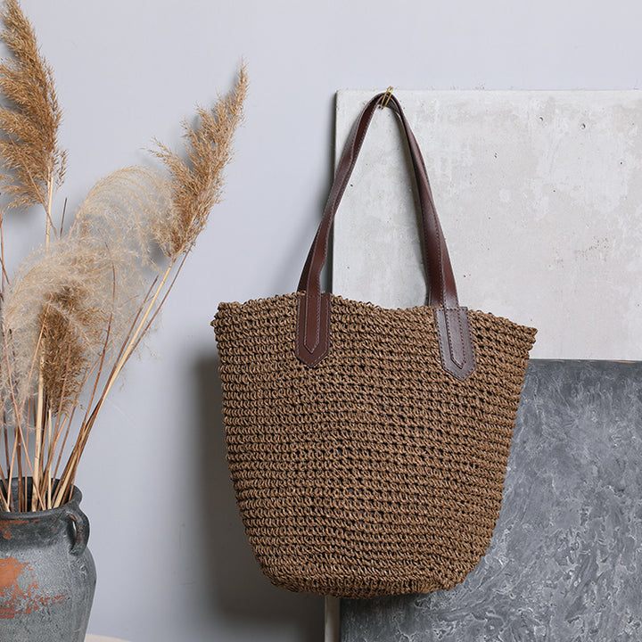 Generous wicker tote bag with leather handles Stornfield