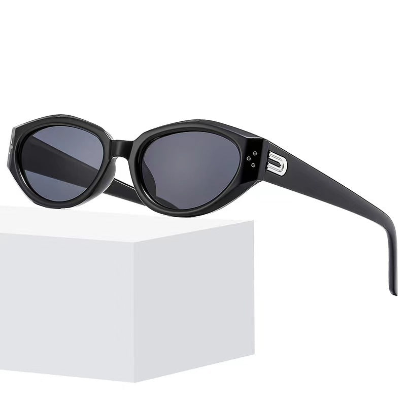 Women's fashionable retro sunglasses in cat eye style Stornfield