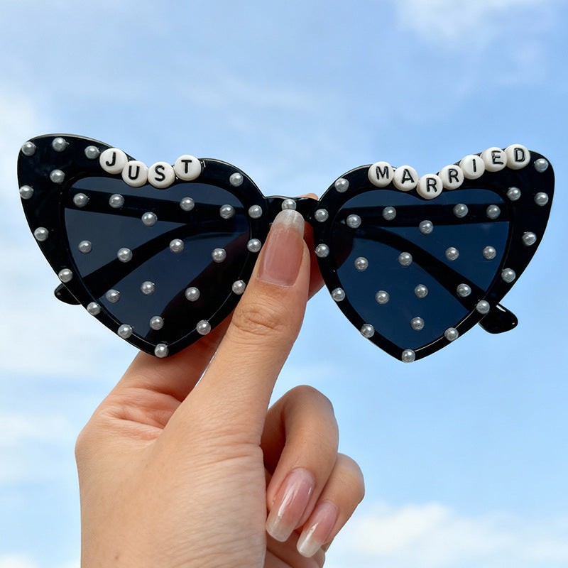 Novelty Heart-Shaped Sunglasses Stornfield
