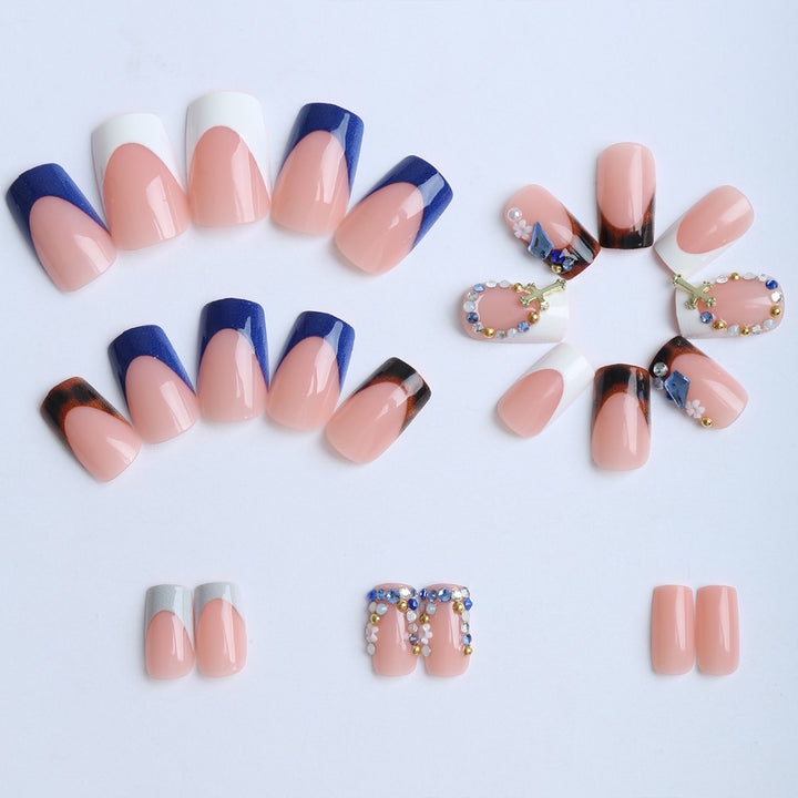 Artful fingernails with elegant embellishments Stornfield