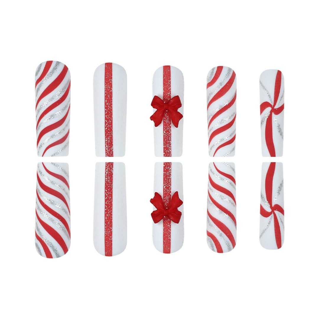 Festive Holiday-Theme Press-On Nail Art Stornfield