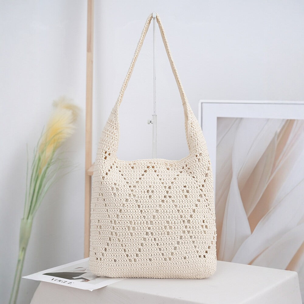 Handcrafted straw shoulder bag Stornfield