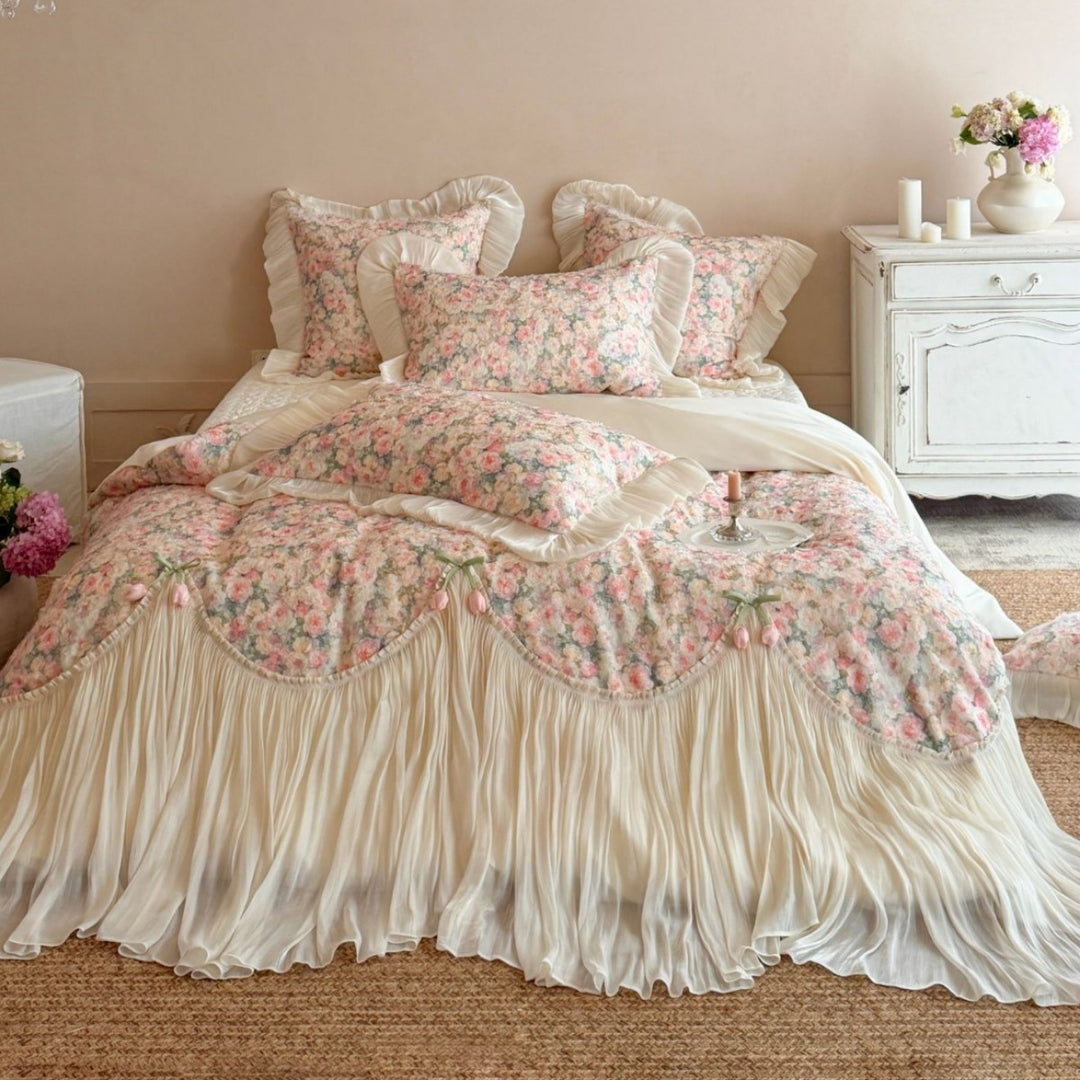 Vintage Floral Pleated Bedspread & Duvet Cover Ensemble with Tulip Appliqué and Ruffled Pillow Shams