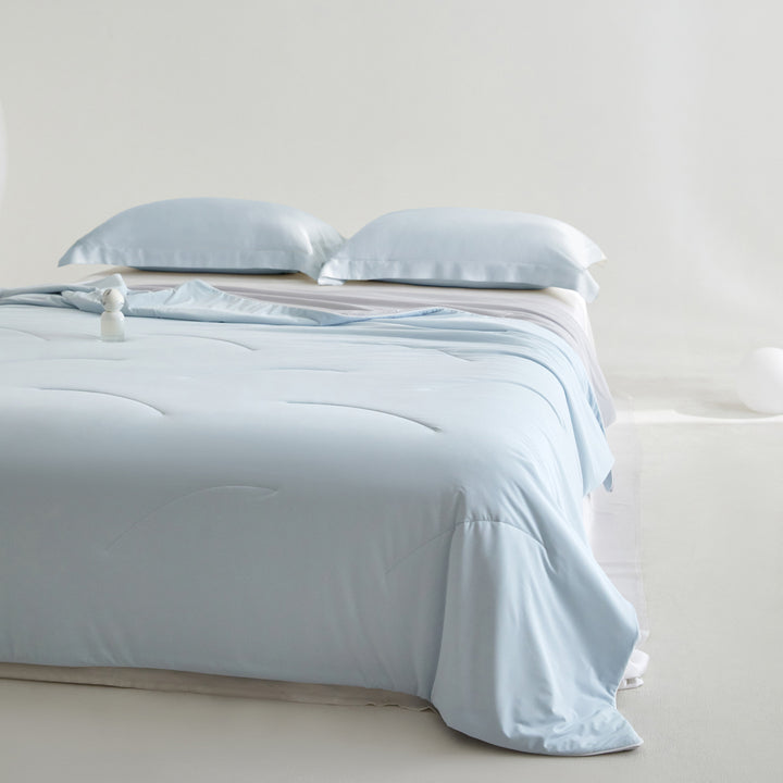 Women's breathable and comfortable blanket with soft texture Stornfield