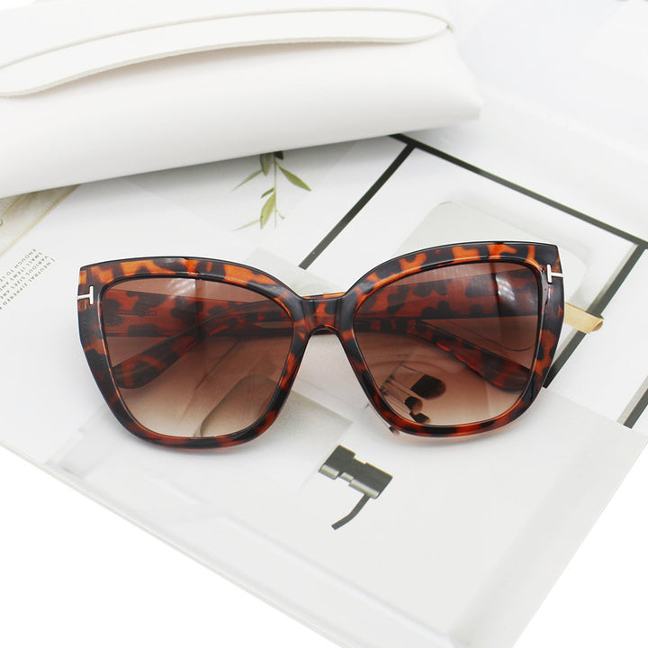 Women's Cat-Eye Sunglasses with Elegant Accents Stornfield