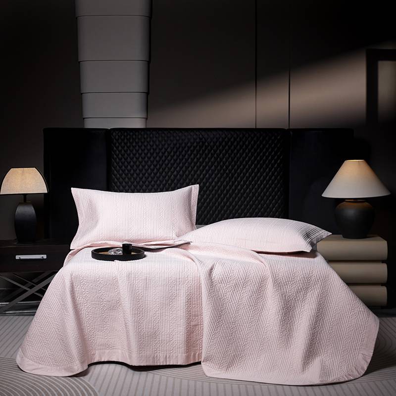 Lightweight Quilted Matelassé Bed Coverlet Set with Pillowcases