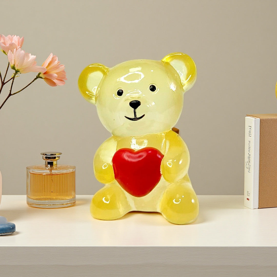 Decorative bear figure with heart Stornfield