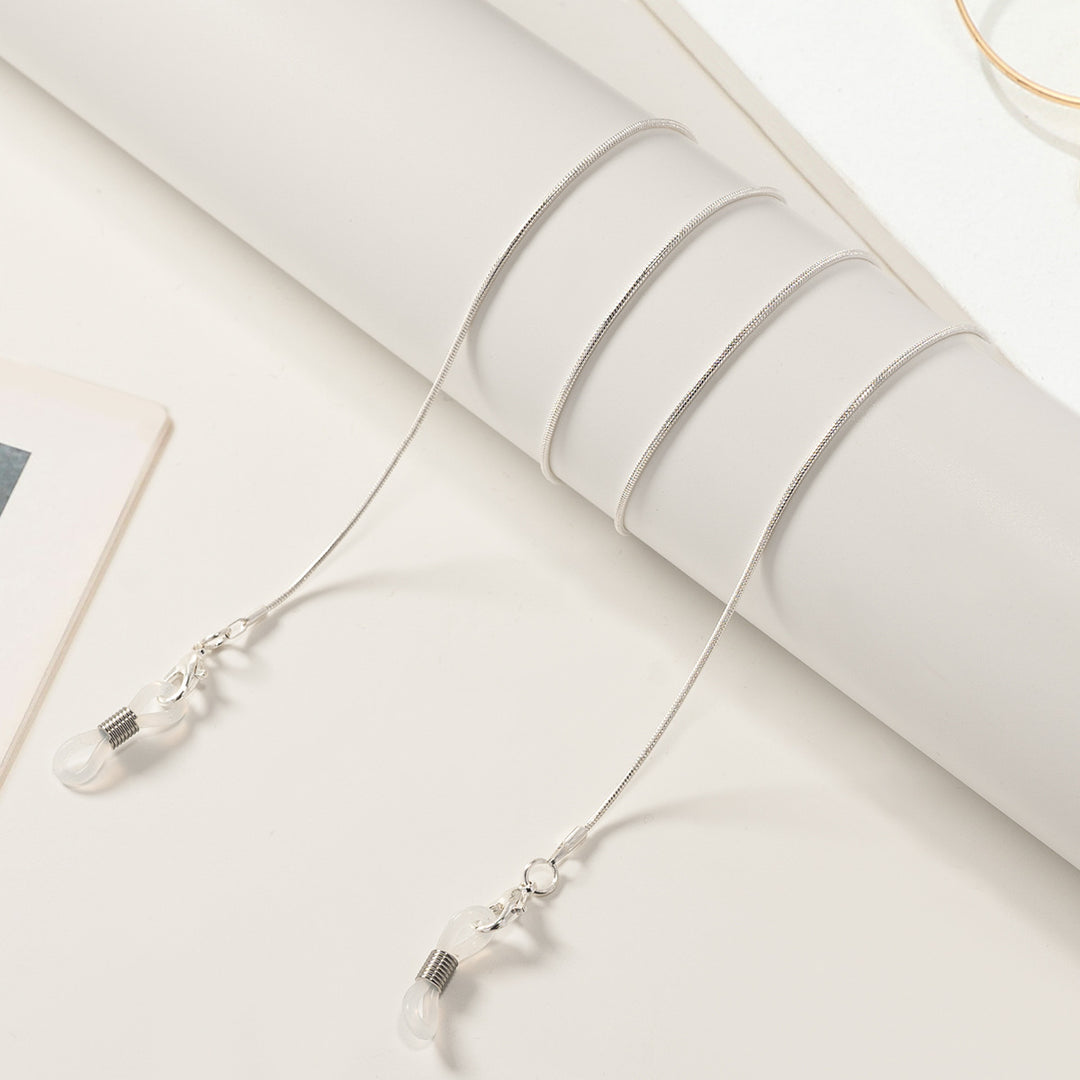 Adjustable Eyewear Chain Holder Stornfield