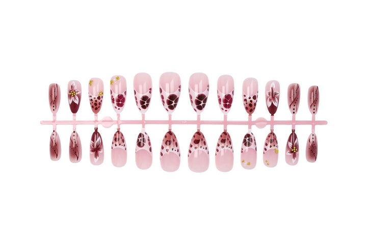 Acrylic nail set with floral and modern decorations Stornfield