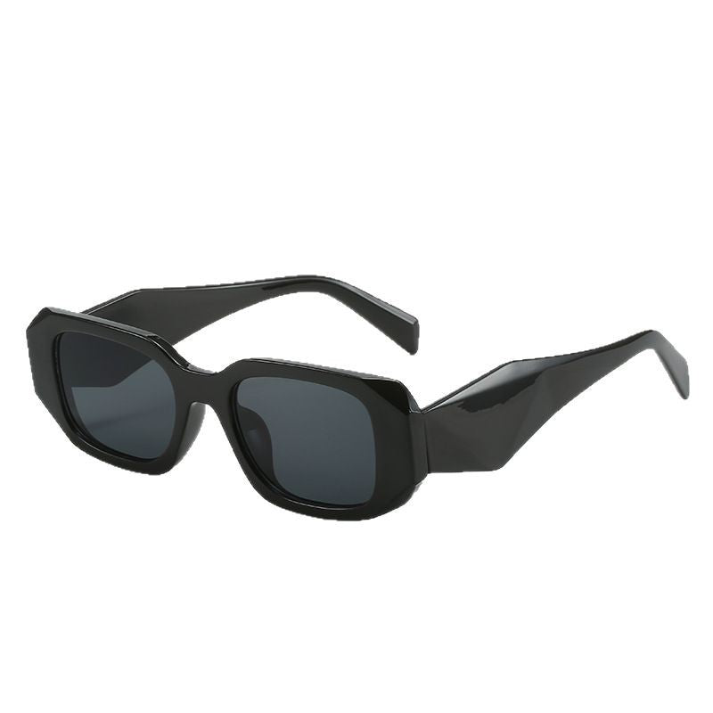 Women extravagant sunglasses in modern tortoise style Stornfield