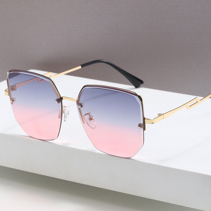 Women's geometric designer sunglasses with mirrored lenses Stornfield