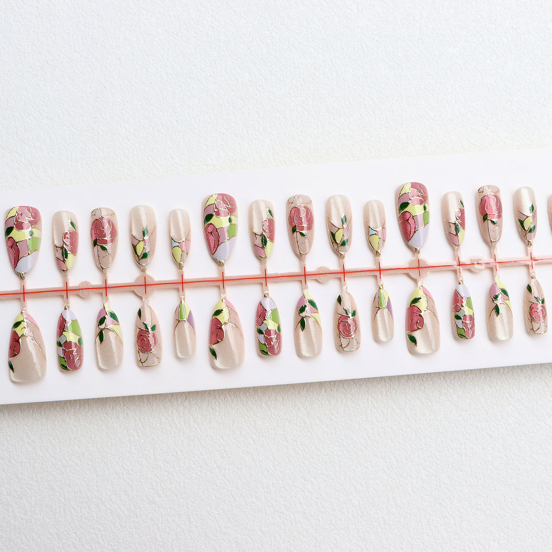 Floral Themed Press-On Nail Art Set Stornfield