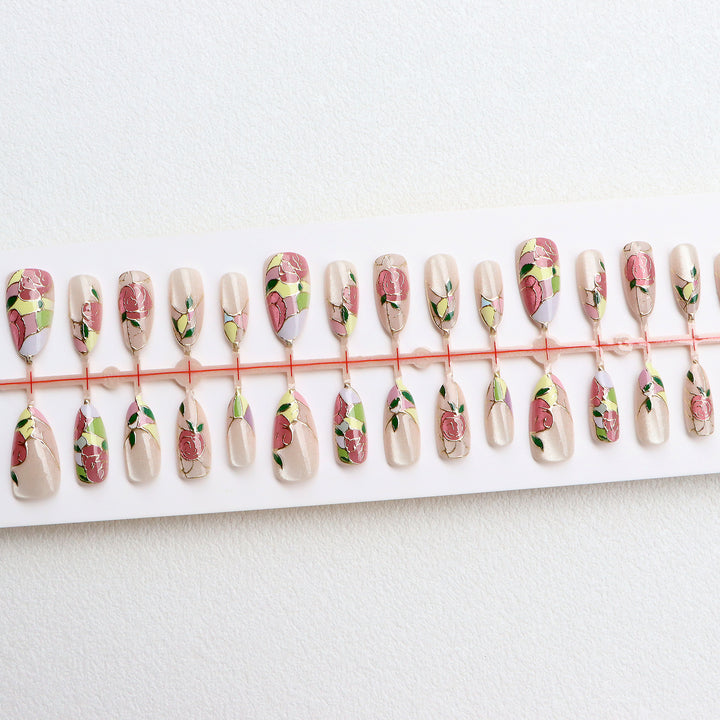 Floral Themed Press-On Nail Art Set Stornfield
