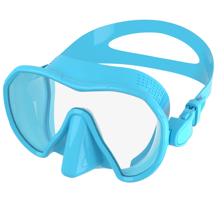 Diving mask with secure fit and innovative anti-fog system Stornfield