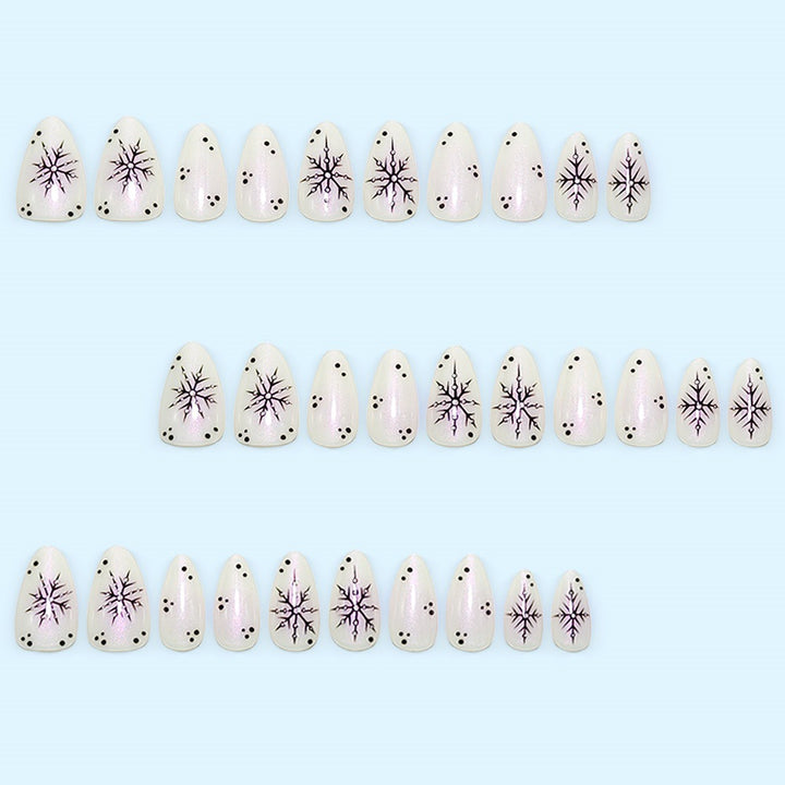 Artificial nail set with snowflake pattern Stornfield