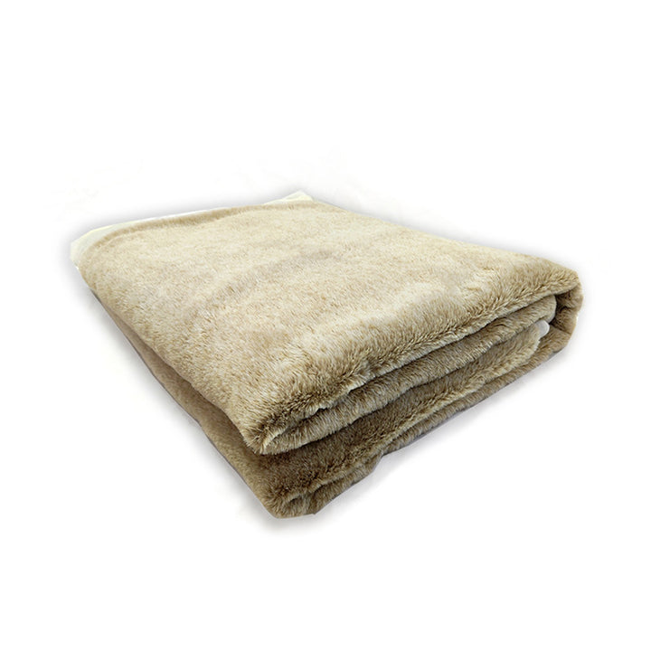 Women Ultra-Soft Plush Blanket with Stylized Checkered Pattern Stornfield