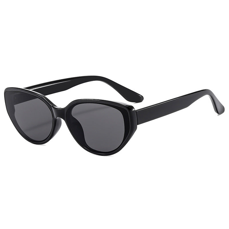 Women’s fashionable sunglasses in elegant cat-eye style Stornfield