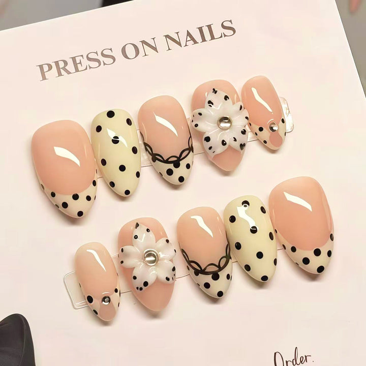 Elegant Press-On Nail Art Set with Floral and Dot Designs