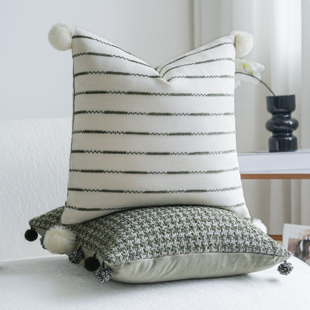 Decorative cushion with textured fabric