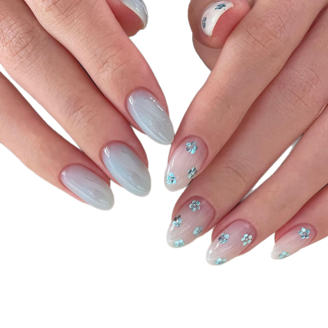 Artificial Nails with Elegant Blue Accents Stornfield