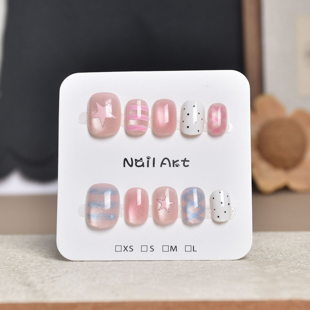 Artistic Star-Embellished Press-On Nail Set Stornfield