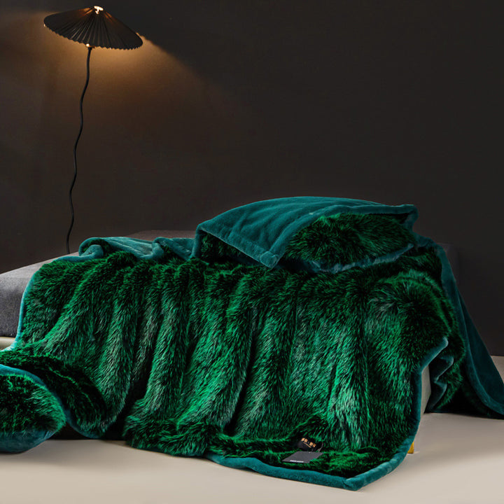 Luxurious Reversible Faux Fur Plush Throw Blanket with Velvet Backing