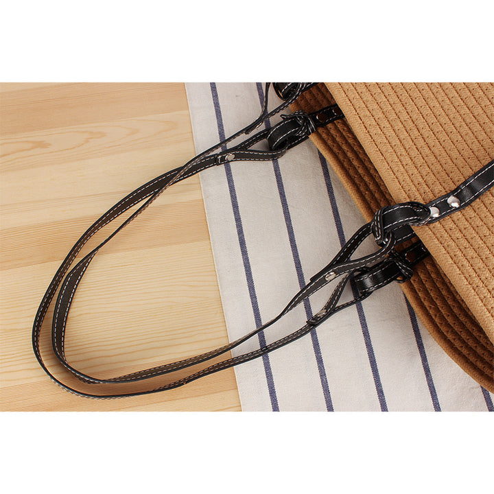 Elegant Beach Bag Made of Woven Natural Material with Stylish Leather Accents Stornfield