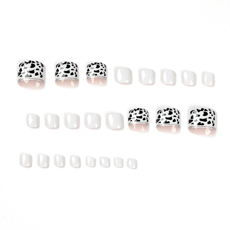 Luxury Toenail Art with Trendy Leopard Pattern Stornfield