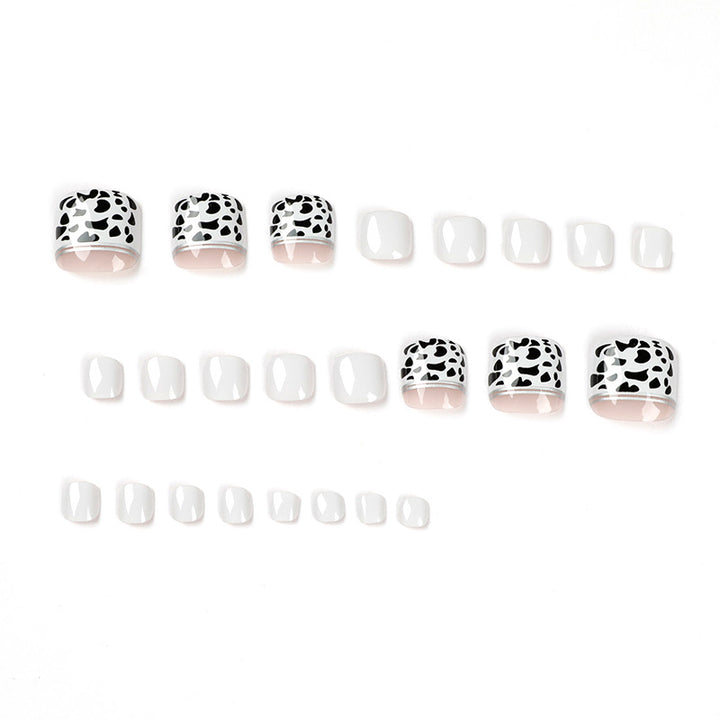 Luxury Toenail Art with Trendy Leopard Pattern Stornfield