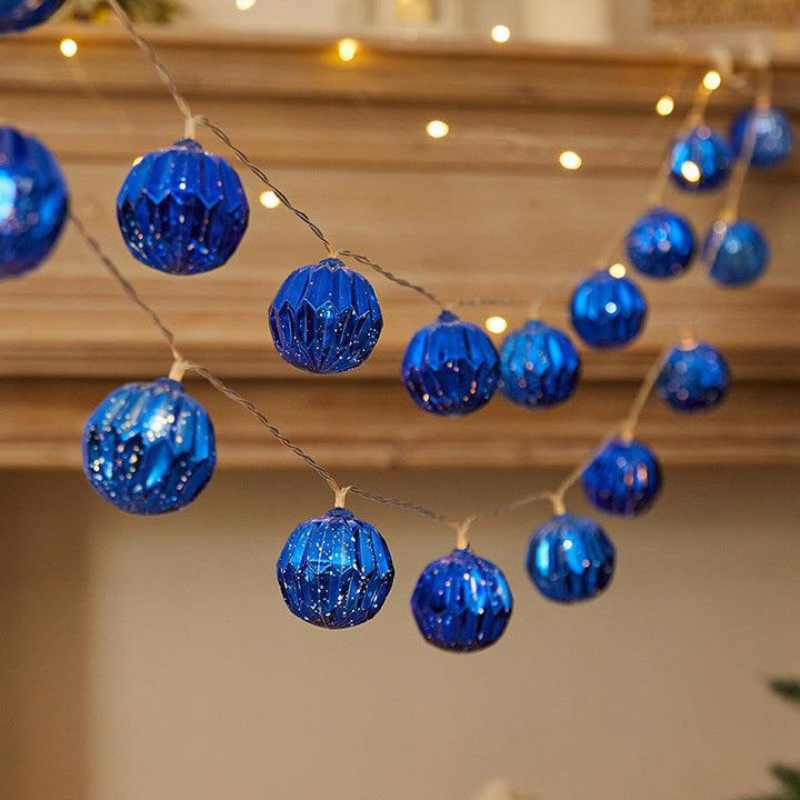 Colored LED Christmas light chain Stornfield